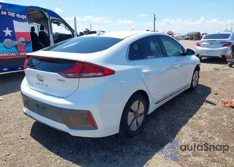 2021 Hyundai Ioniq Hybrid Se z USA, uszkodzony, nr VIN KMHC75LC5MU261050